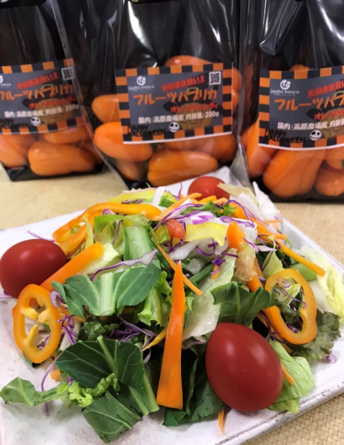 ★ フルーツパプリカ『オレンジキャンディ』大好評販売中！